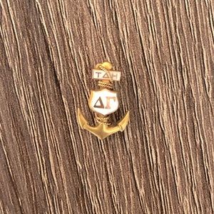 Delta Gamma Anchor Pin